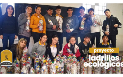 Ecoladrillos en Instituto Suyai